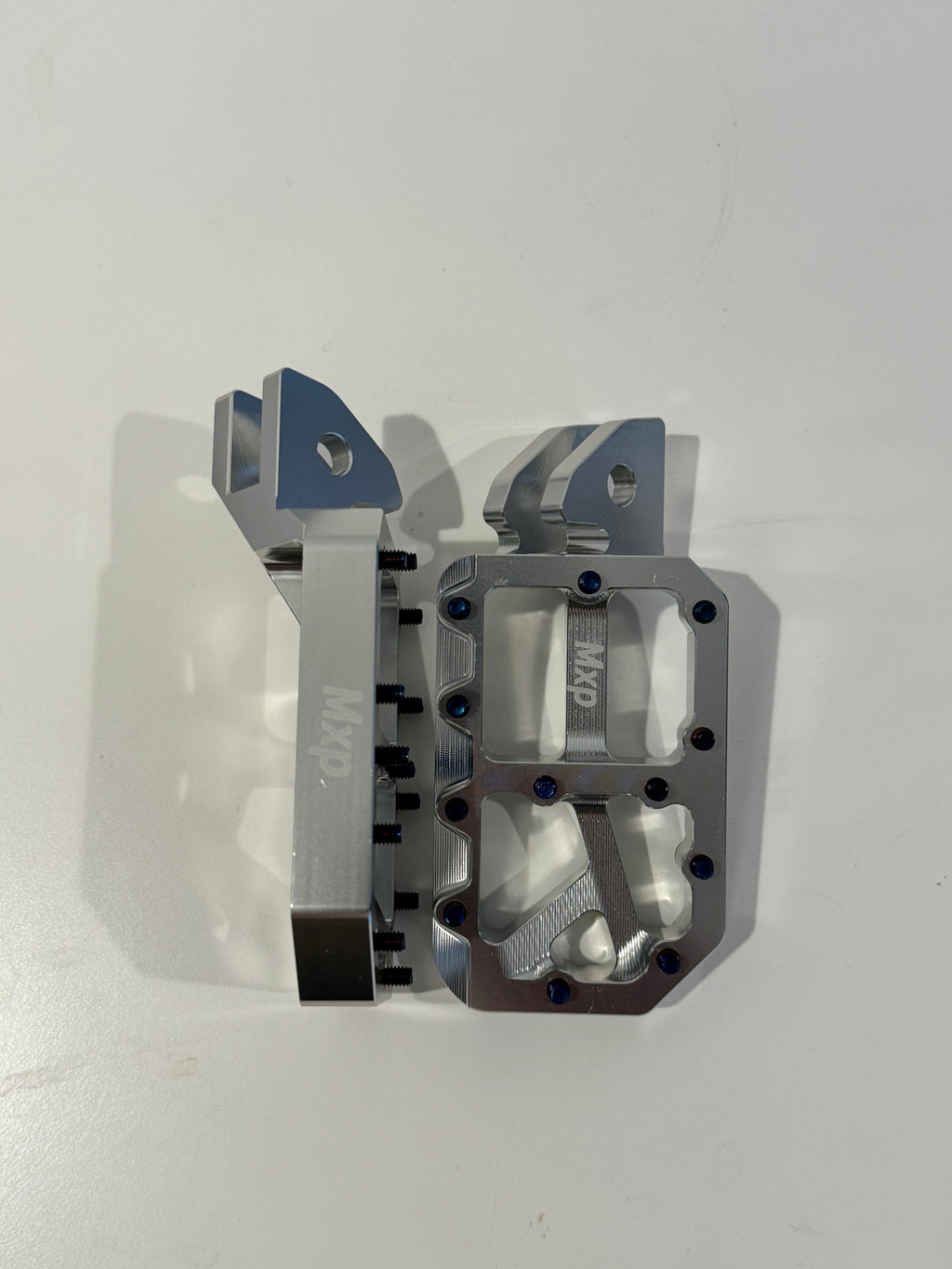 Mxp foot pegs
