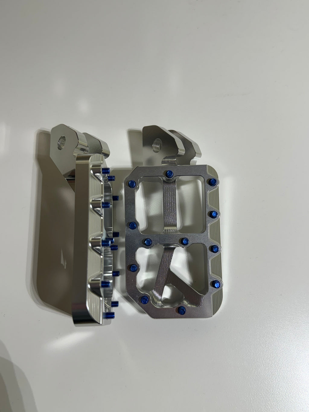 Mxp foot pegs