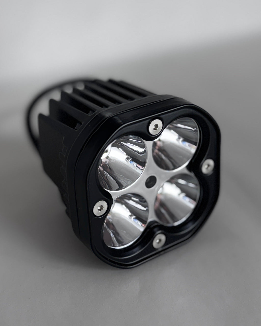 Ultra bee baja light