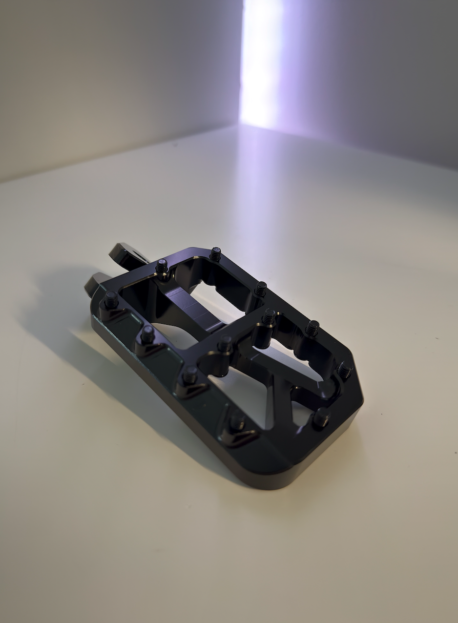 Black E-Moto Pegs