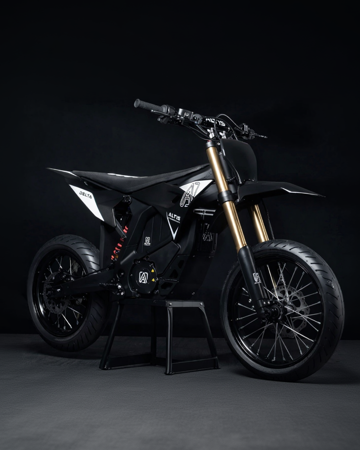 Altis Delta Supermoto Tires